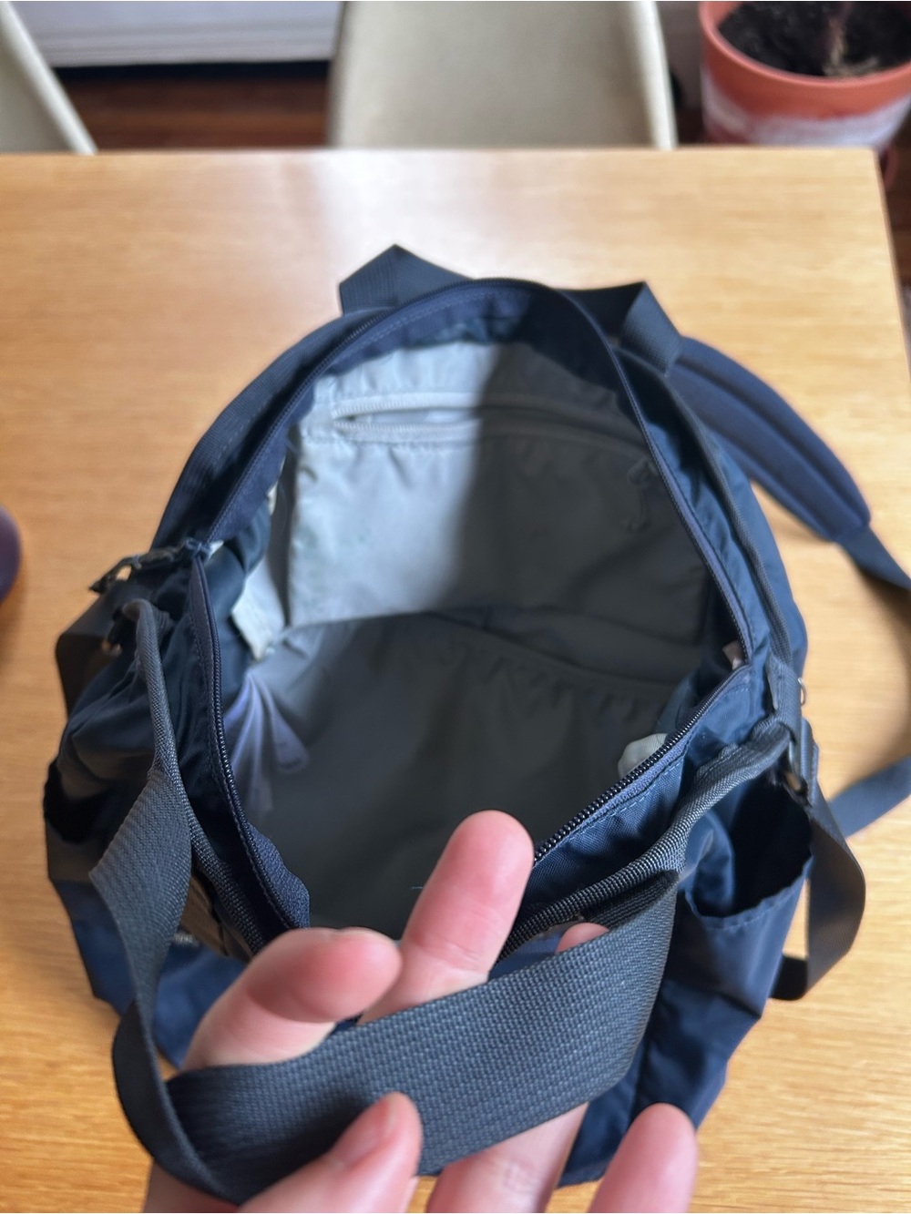 Fjallraven Navy Blue Compact Everyday Backpack - Picture 2 of 3